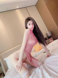 江苏-苏州市邻家清纯女孩的紧致翘臀，口活也是S级的