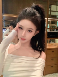 西安市雁塔区粉嫩小甜妹激情喷水啪啪